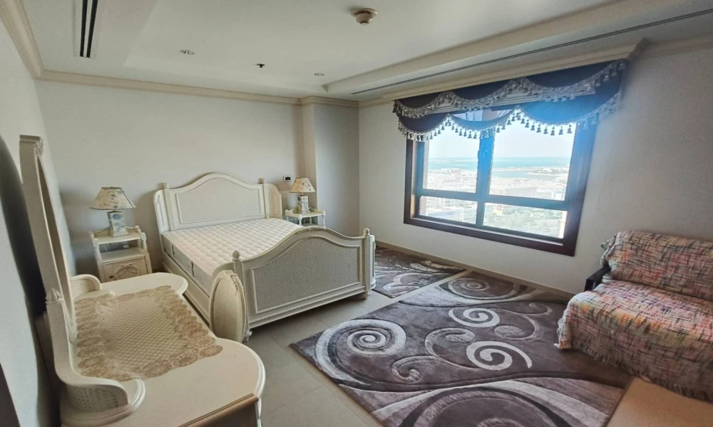 BRIGHT & SPACIOUS 3+MAID APARTMENT | MARINA VIEW small 2