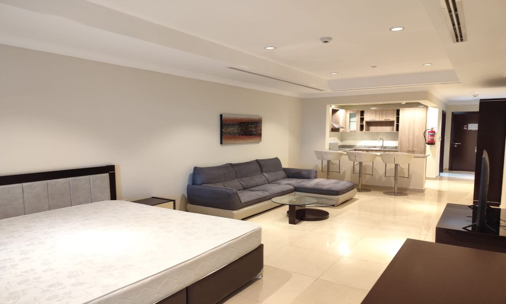 BRIGHT STUDIO IN PEARL FURNISHED FOR RENT small 2