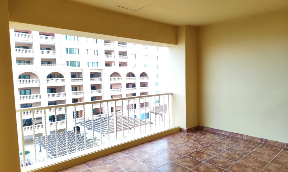 BRIGHT STUDIO IN PEARL FURNISHED FOR RENT - Image 5