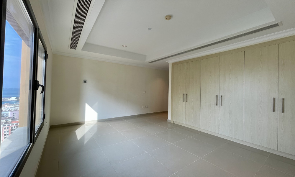 CHIC 1 BHK FOR SALE | SIDE SEA VIEW IN PEARL | SF small 1