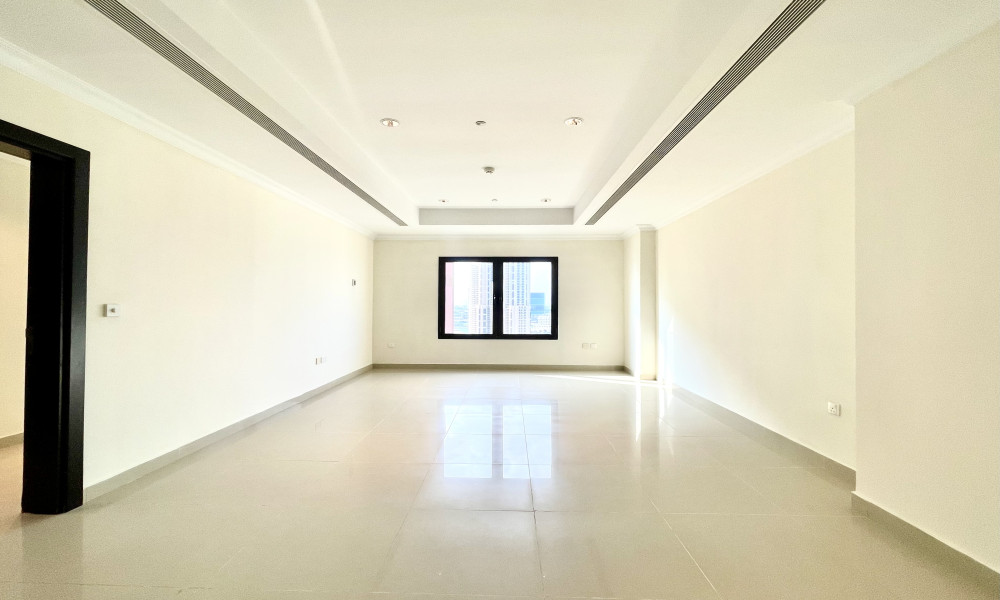 CHIC 1 BHK FOR SALE | SIDE SEA VIEW IN PEARL | SF small 2