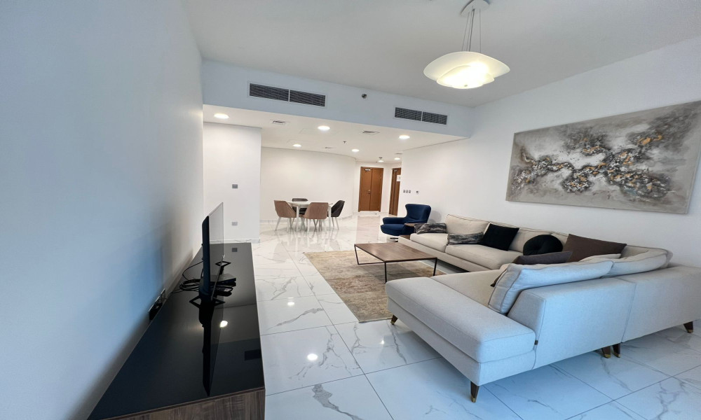 Chic & Roomy 1BHK | FF | Prime West Bay - Image 4