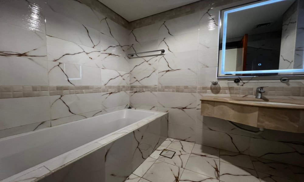 Comfortable 2 BHK Apartment in Central Area - Image 10