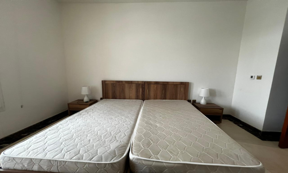 Comfortable 2 BHK Apartment in Central Area small 3