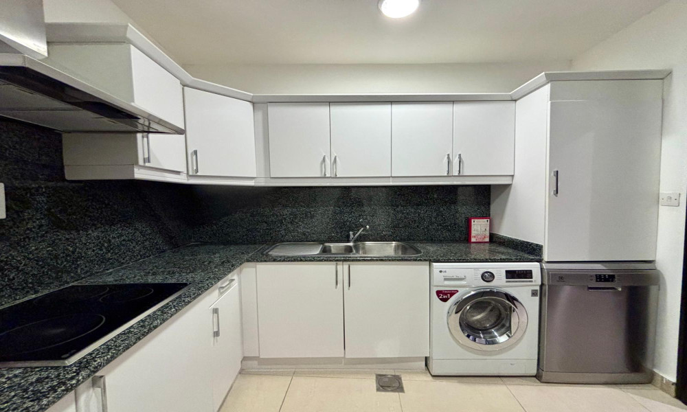 COMFORTABLE HOME FOR RENT 1BHK | FF | WEST BAY - Image 5