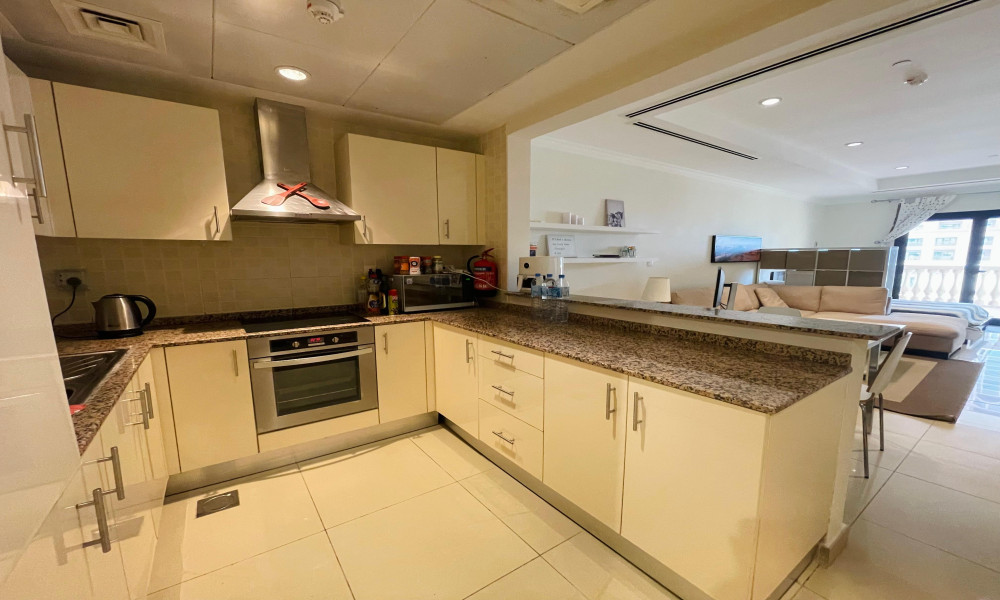 Comfortable Studio Furnished Flat in Pearl - Image 8