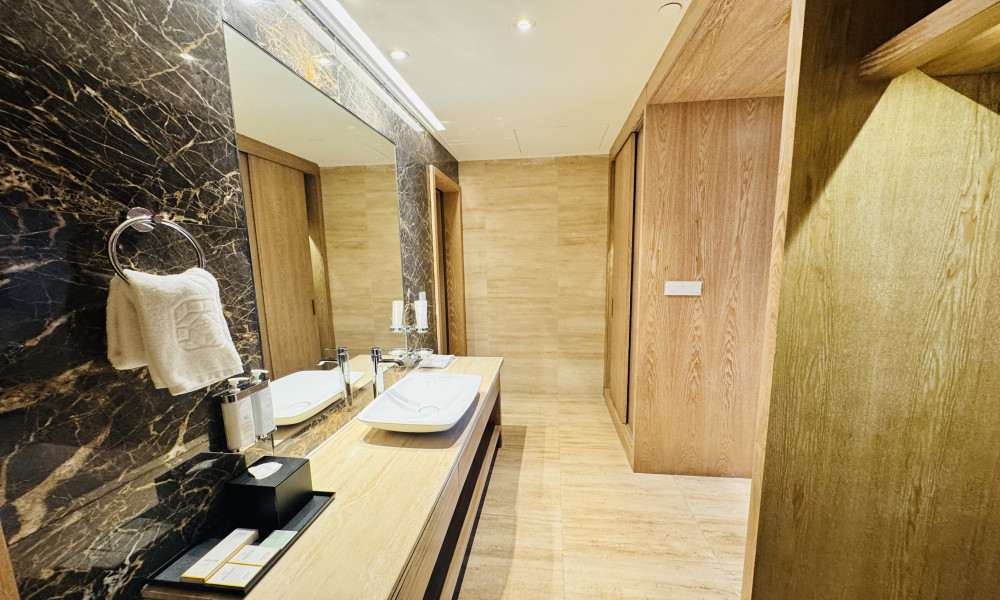 COZY 1 BHK APARTMENT FOR RENT | WEST BAY | FULLY FURNISHED small 3