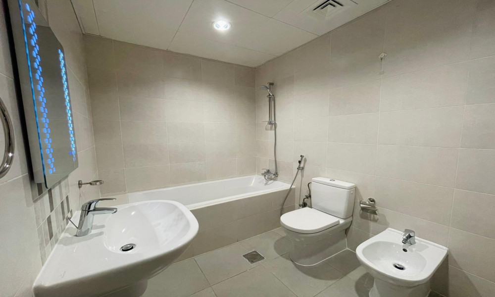 Cozy 2 BHK Fully-Furnished Apartment for Families small 2