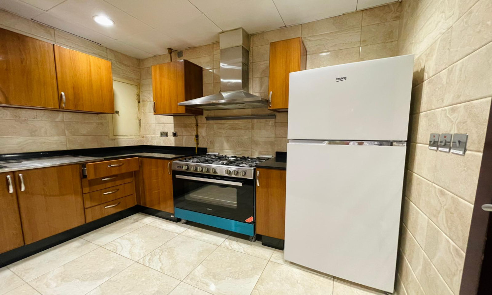 Cozy 2 BHK Fully-Furnished Apartment for Families small 3