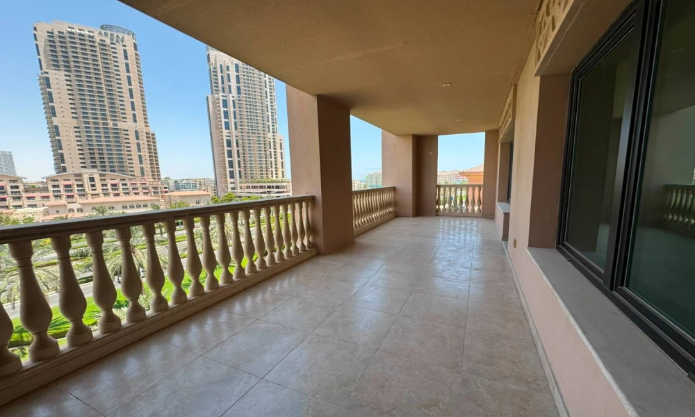 ELEGANT 1 BR SEMI -FURNISHED | HUGE BALCONY |PEARL - Image 10