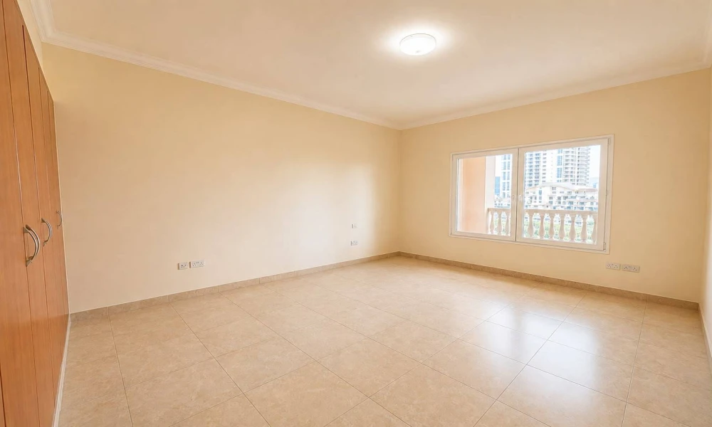 ELEGANT 1 BR SEMI -FURNISHED | HUGE BALCONY |PEARL - Image 4