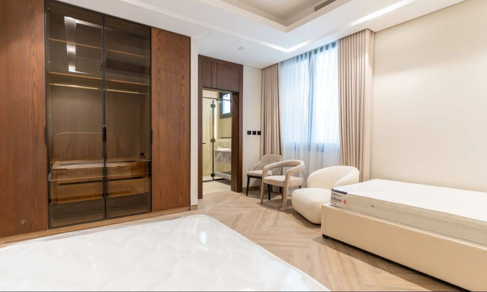 ELEGANT 2BR + MAID'S ROOM | LUSAIL | FOR SALE - Image 9