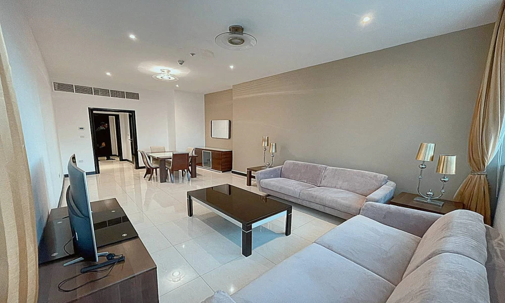 EXCLUSIVE 1BR FF APARTMENT | WITH BILLS | WEST BAY small 3
