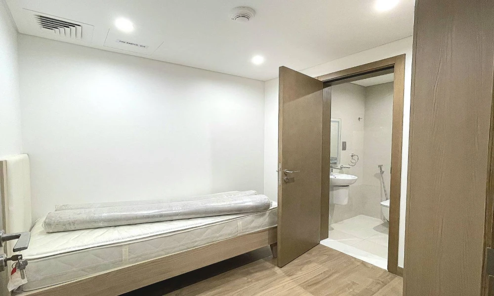 EXCLUSIVE 3+MAID BR FF APARTMENT | W/BALCONY - Image 7