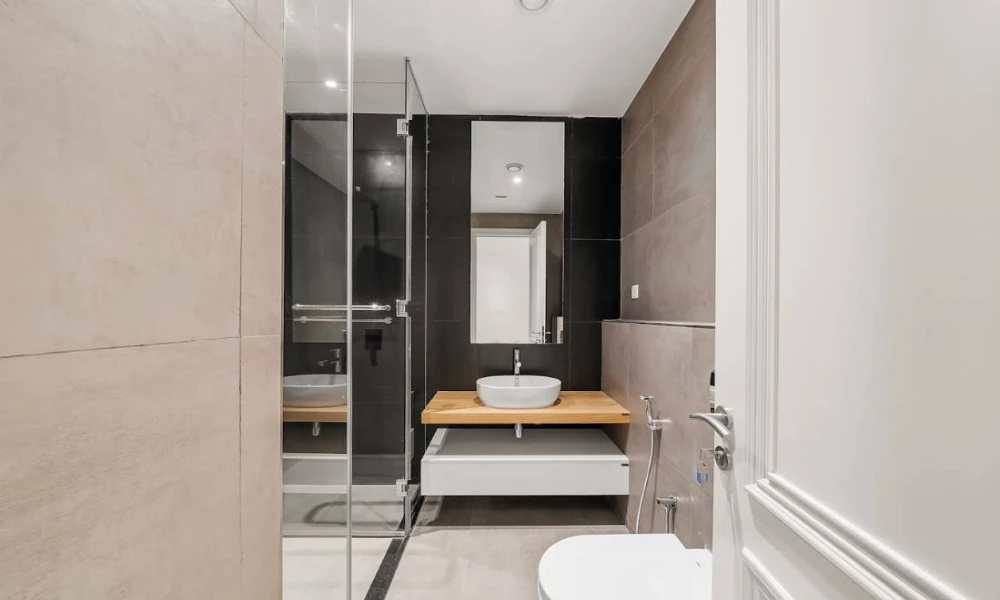 EXCLUSIVE SEA VIEW 2BR | PRIVATE BALCONY| FOR SALE - Image 9