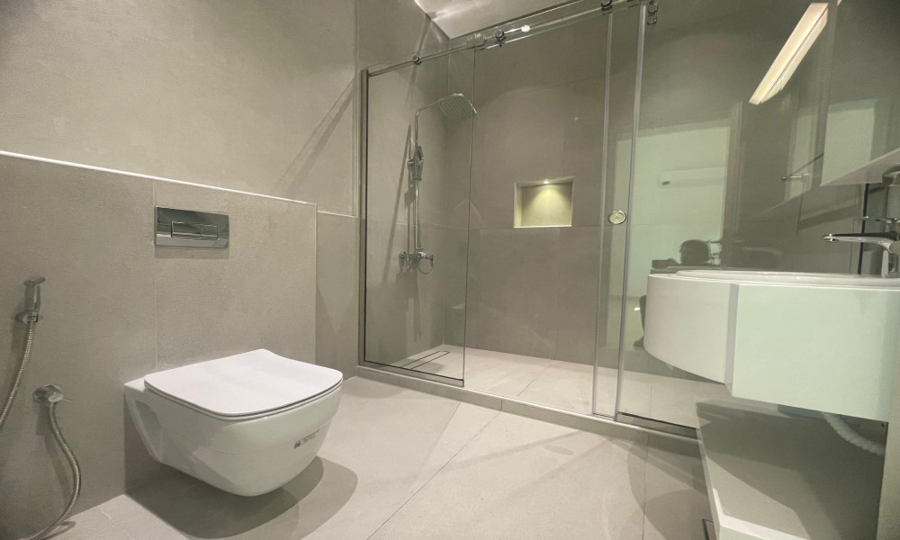 FAMILY VILLA 4 BHK FOR RENT IN AIN KHALED | SF small 3