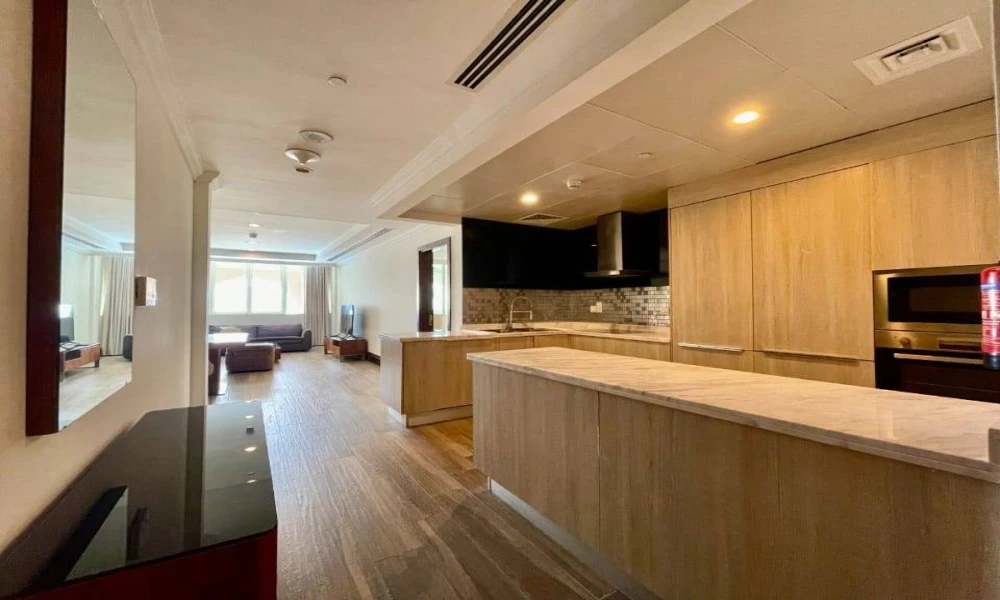 FF 1BR W/ BALCONY BEACH VIEW + INCLUSIVE OF BILLS - Image 4