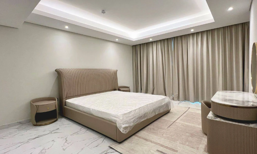 FOR SALE 2BHK IN MARINA W/ KIDS PLAY AREA & FACILITIES small 2