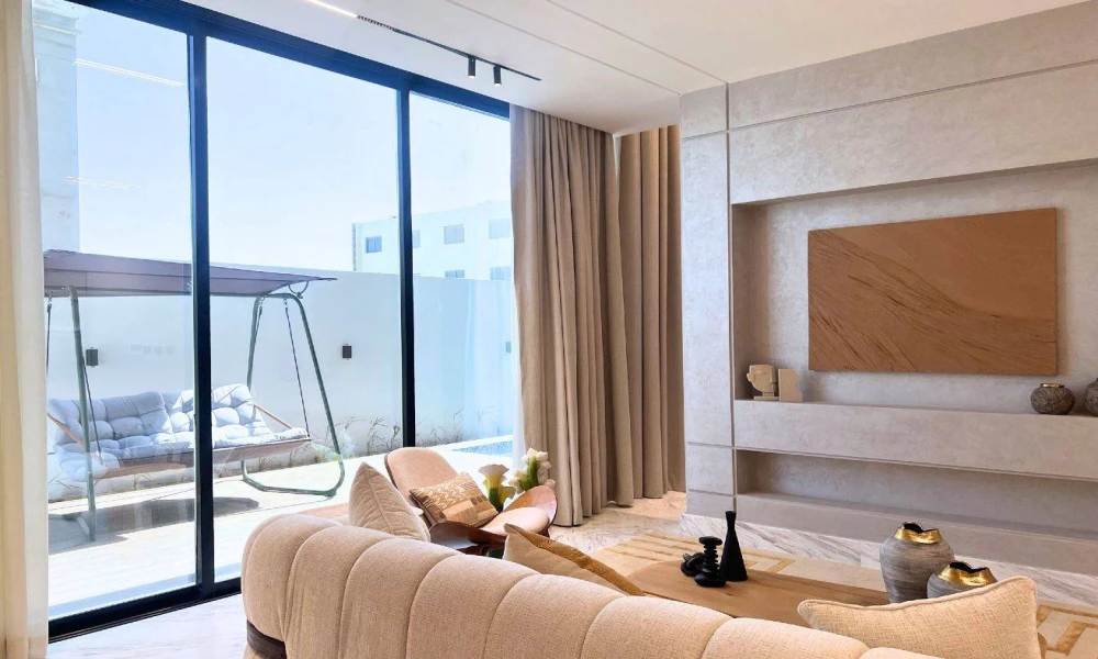 FREEHOLD VILLA+MAID FOR SALE | BALCONY | JACUZZI - Image 6