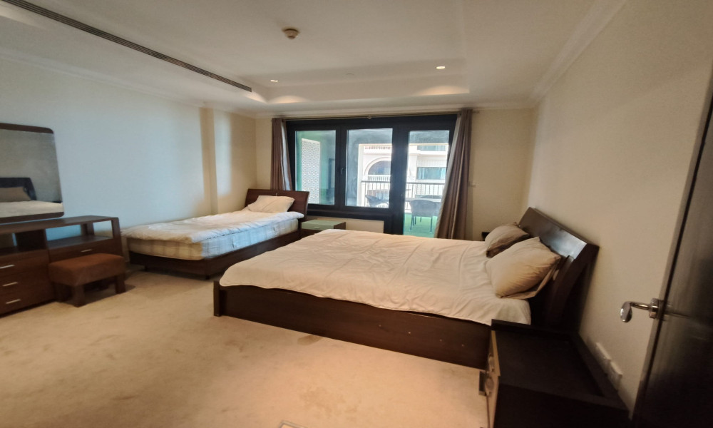 Fully Furnished 1BHK Apartment for Rent in Pearl - Image 10