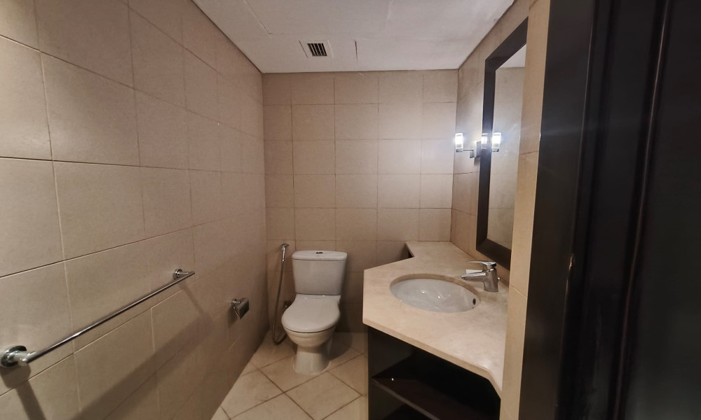 Fully Furnished 1BHK Apartment for Rent in Pearl - Image 4