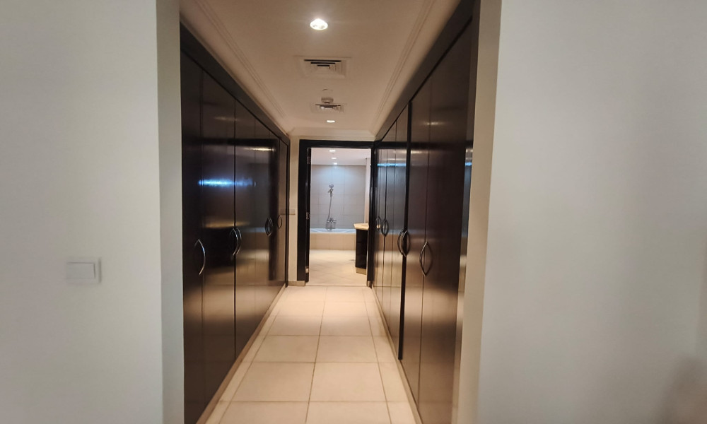 Fully Furnished 1BHK Apartment for Rent in Pearl - Image 7