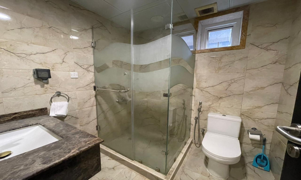 Fully Furnished 2BHK Apartment in Old Salata - Image 5