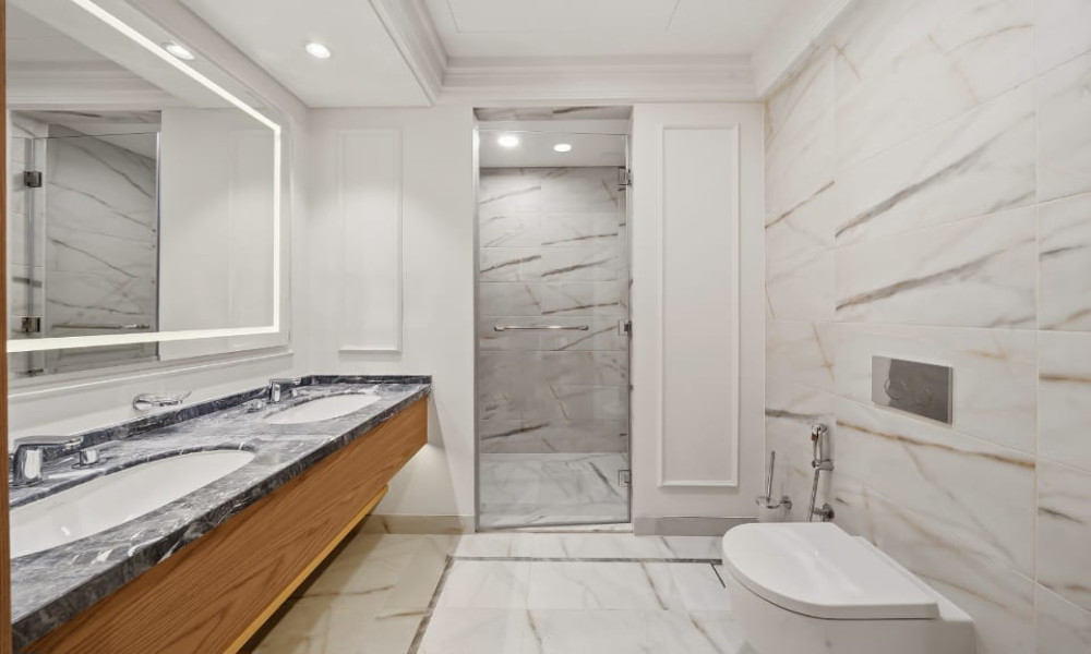 FURNISHED 2BR SALE | PEARL | ROOFTOP & AMENITIES - Image 7