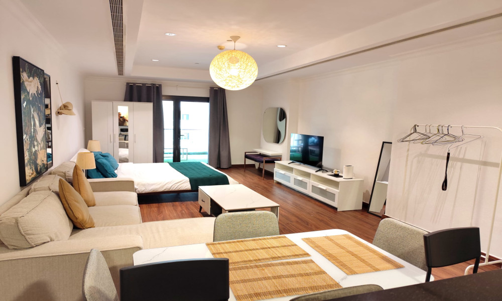 FURNISHED STUDIO IN PEARL FOR RENT BILLS INCLUDED - Image 5