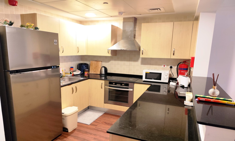 FURNISHED STUDIO IN PEARL FOR RENT BILLS INCLUDED - Image 6