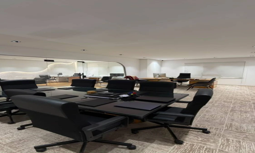 IDEAL BUSINESS SPACE | FULLY FURNISHED OFFICE - Image 4