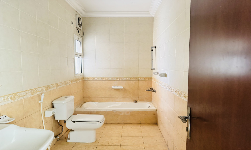 IDEAL FAMILY HOME 2 BHK FOR RENT | AL SADD | UF - Image 5