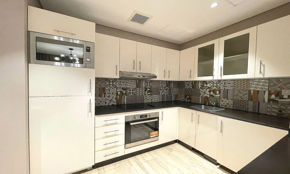 INCLUDING BILLS + AMENITIES | 1BR FURNISHED - Image 5