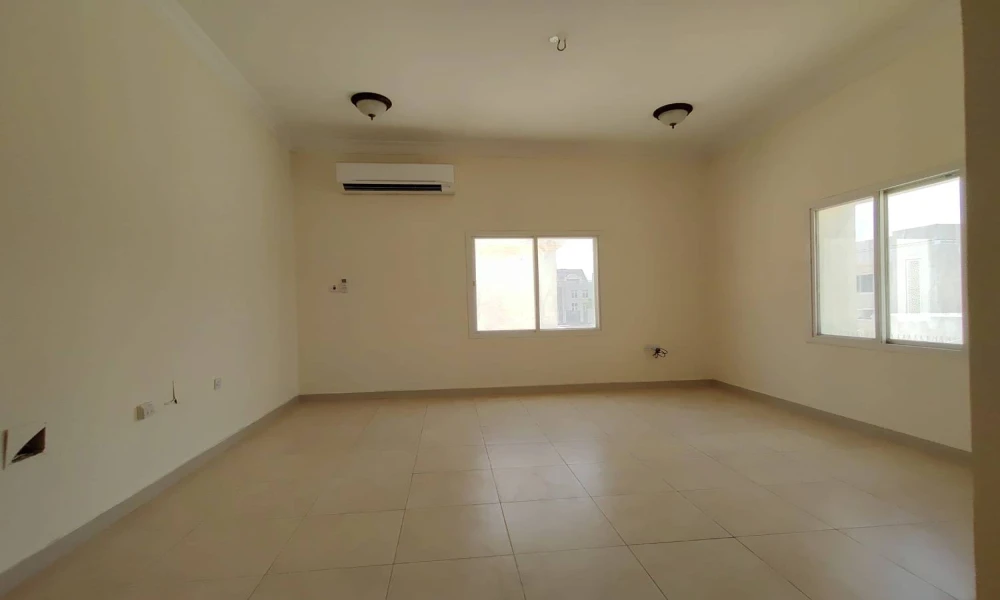 LARGE 4 BHK +MAIDS STANDALONE VILLA | AL HILAL - Image 4