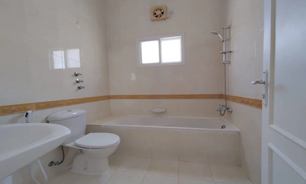LARGE 4 BHK +MAIDS STANDALONE VILLA | AL HILAL - Image 8