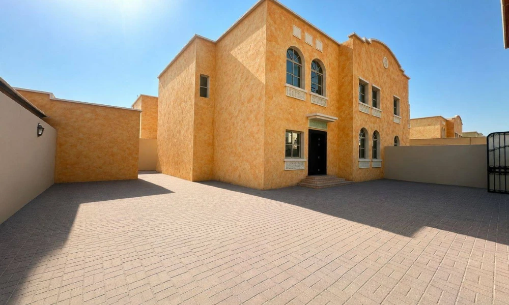 LARGE 5 BR STANDALONE VILLA + DRIVER ROOM FOR RENT - Image 7
