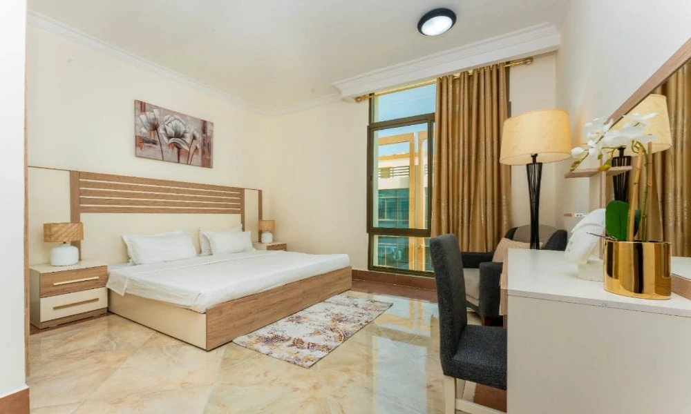 LARGE 6BR VILLA | COMPOUND LIVING | FOR SALE | FULL AMENITIES small 1