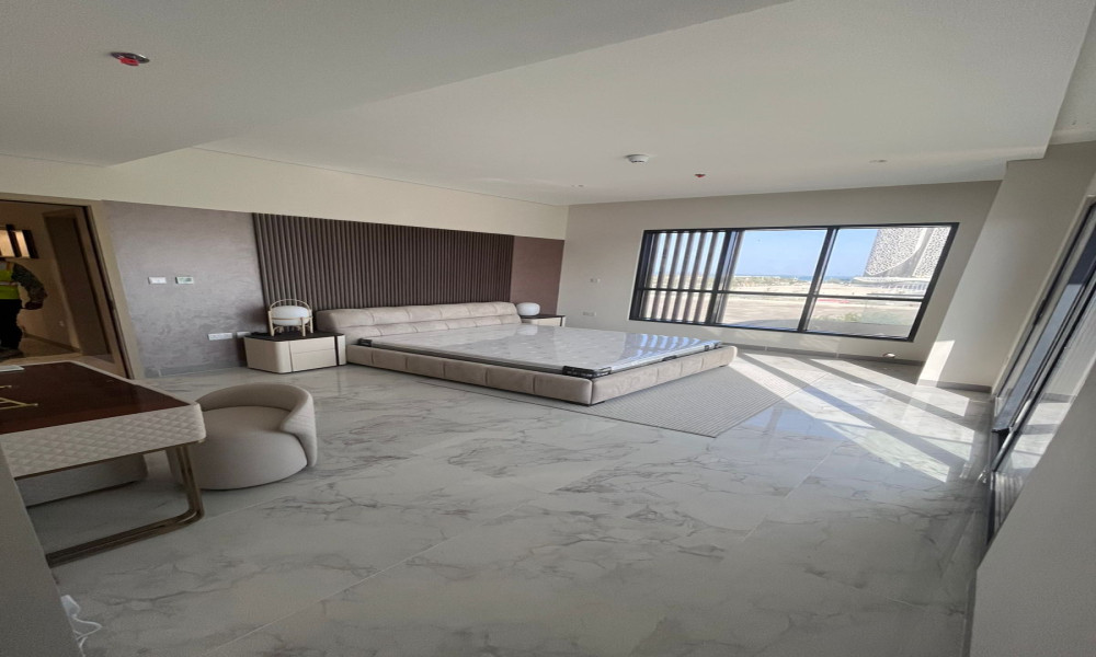 Luxurious 1BHK Apartment for Sale in Lusail Marina - Image 10
