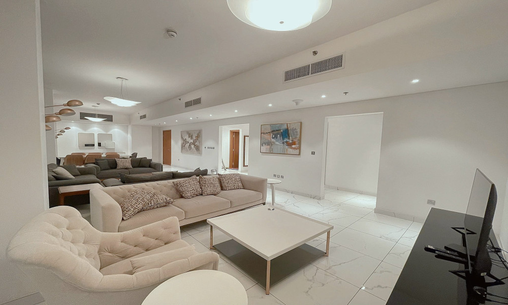 LUXURIOUS 3BHK APARTMENT IN WEST BAY FOR RENT | FF small 2