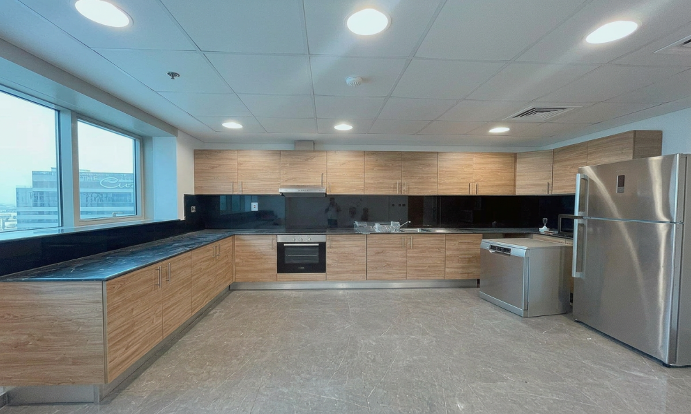 LUXURIOUS 3BHK APARTMENT IN WEST BAY FOR RENT | FF small 3