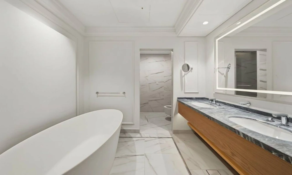 LUXURY 1BR APT FOR SALE | GYM & POOL | THE PEARL - Image 9