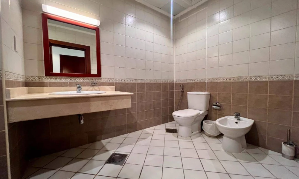 MARINA VIEW 2 BR APT | GYM & POOL | KIDS PLAY AREA - Image 9