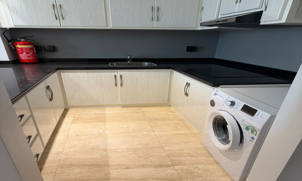 Modern 1BHK Fully Furnished Apartment in Al Sadd small 3