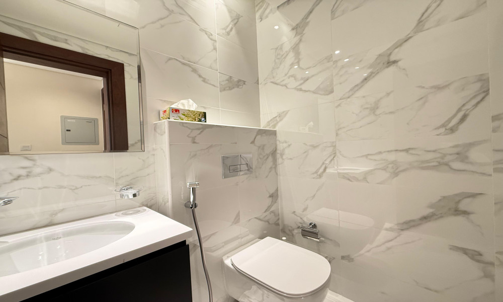 MODERN AND SPACIOUS 1 BHK FF FOR RENT GEWAN ISLAND small 3