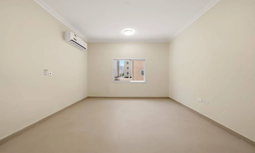 MODERN APARTMENT IN NEW BUILDING | METRO ACCESS | - Image 6