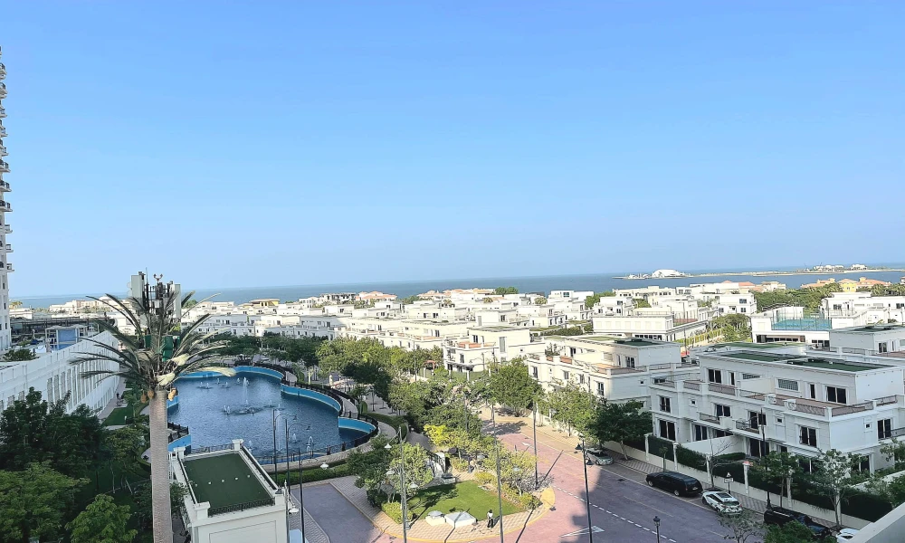 MODERN FF 1BR | VIEW OF SEA | BILLS INCLUDED - Image 8