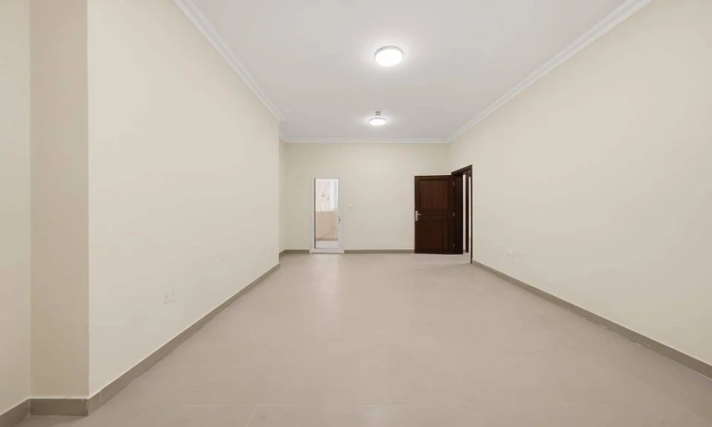 NO COMMISSION 3 BHK UF | NEAR METRO & HOSPITAL small 2