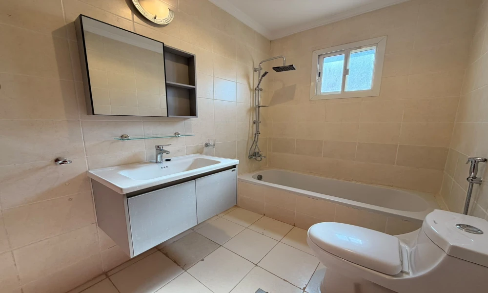 PRIME 4BR VILLA | BALCONY | SWIMMING POOL & GYM - Image 8