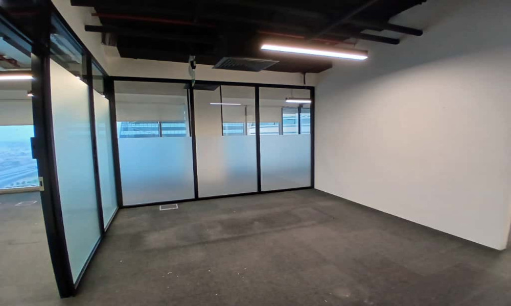 PRIME LUSAIL OFFICE FOR RENT| READY TO MOVE IN - Image 6