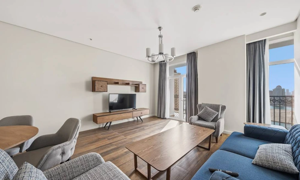 PRIVATE BALCONY | 1 BR ACCESS TO AMENITIES | SALE small 3